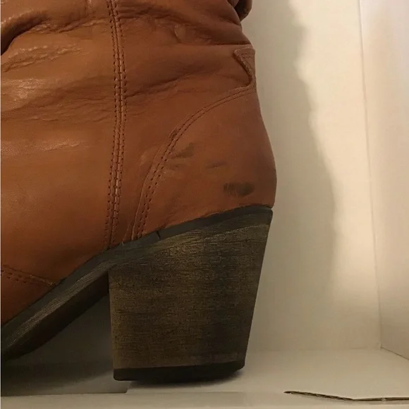 Trendy Cowboy Boots - Picture 5 of 5